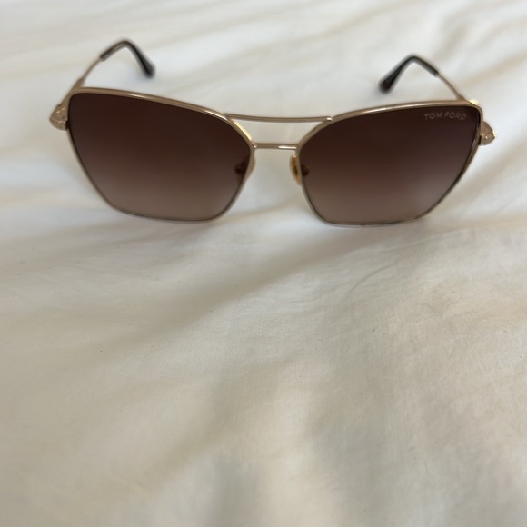 Tom Ford - Picture 3 of 4